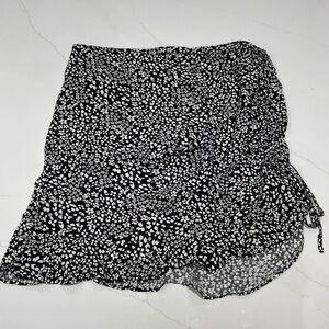 Dynamite Asymmetrical Black and White Skirt